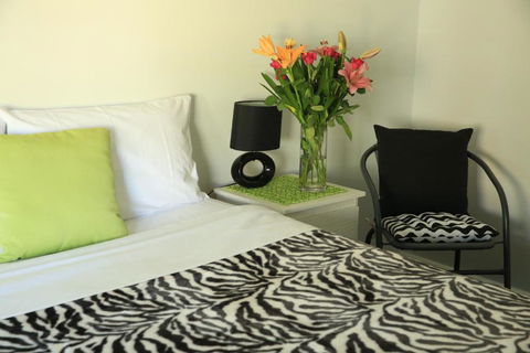 Wattle Grove Villa - Hobart Tourism 1