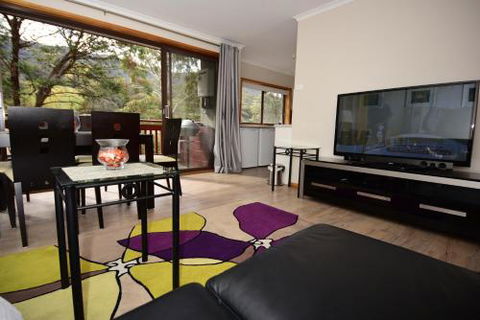 Mowamba D1 - Hobart Tourism 3