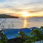 NEWLY BEAUTFULLY RENOVATED 16 The Casuarina 3 Bedroom House With 180 Degree Ocean Views - Tourism TAS 0