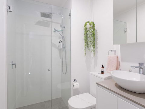 68 Bay Parklands 2 Gowrie Ave Aircon Pool Tennis Court Communal Spa - Tourism TAS 1
