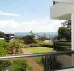 17 The Commodore 9 11 Donald Street pleasant unit with open plan living - Tourism TAS