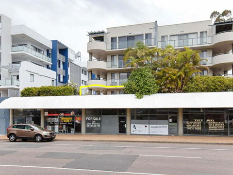 2 Peninsula Waters Three Bedroom Unit With Spacious Private Courtyard & WIFI - Hobart Tourism 1