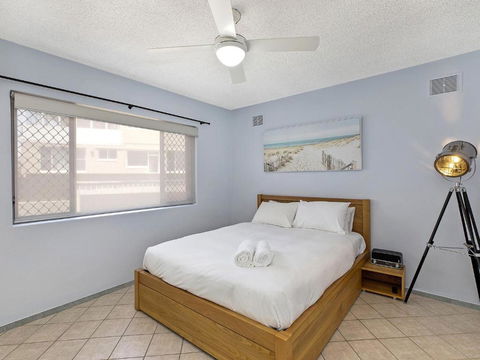 Dolphin Court 4 - Tourism TAS 1