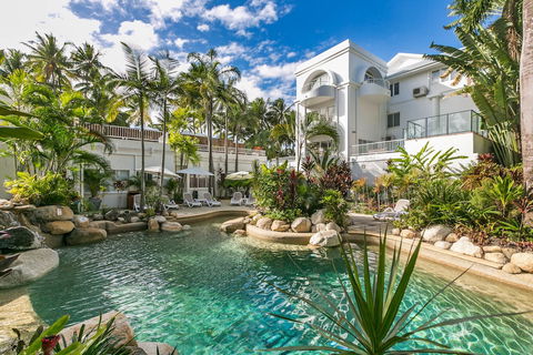 Belle Escapes - Absolute Beachfront Alamanda Resort 14 - Hobart Tourism 4