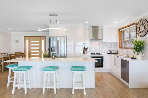 Kalimna Lakeside Living - Hobart Tourism 4