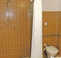 1 The Commodore 9 11 Donald St. Ground Floor Unit Close To Shops Cafes  Marina - Tourism TAS