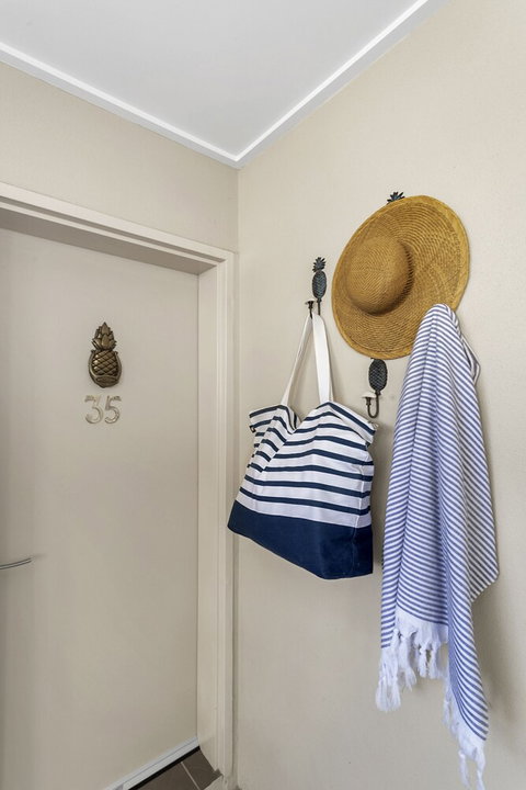 UNIT 35 Whitsundays - Hobart Tourism 2