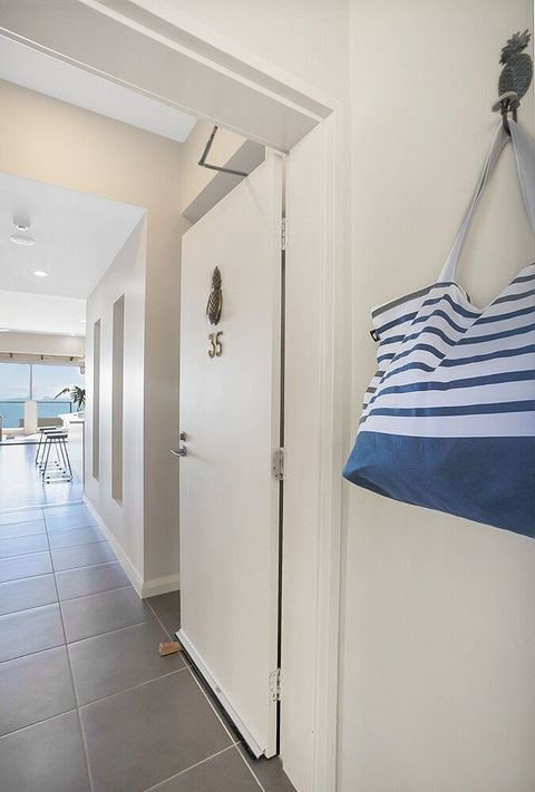 UNIT 35 Whitsundays - Hobart Tourism 0