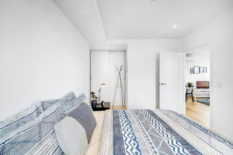 A Stylish 2BR CBD Apt With Beautiful City Views - Tourism TAS 4