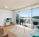 Sapphire Waters Unit 2 - Hobart Tourism