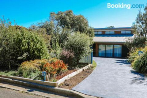 Banksia Beach House - Tourism TAS 5