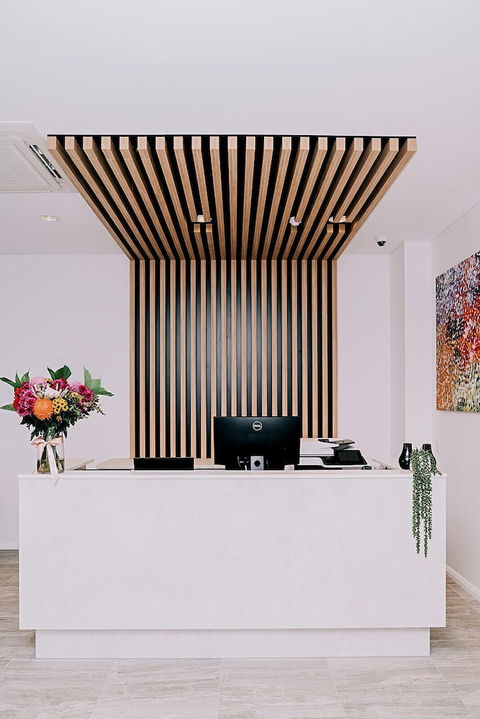 Tom's Court Hotel - Tourism TAS 5