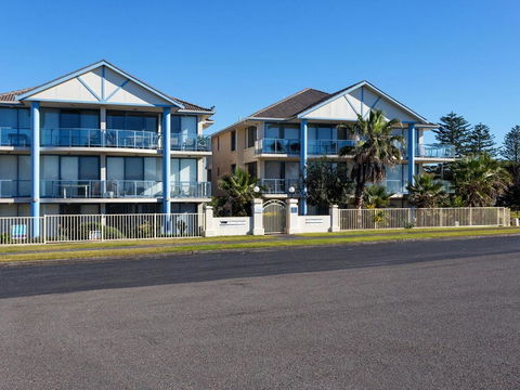 Across The Road From The Beach! - Tourism TAS 5