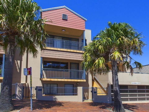 Ocean Blue On Manning - Tourism TAS 5