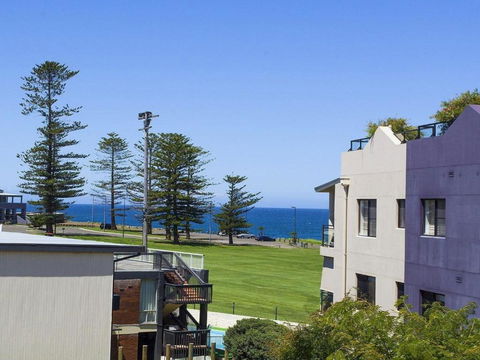 Ocean Blue On Manning - Tourism TAS 1