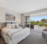 Beachfront by the CC Family friendly plunge pool steps to the beach - Hobart Tourism