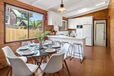 Coleys Beach House Yallingup - Hobart Tourism 6