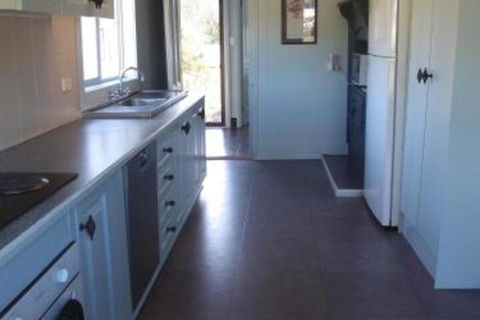 Old Schoolmasters Cottage On The Barrington River - Tourism TAS 5
