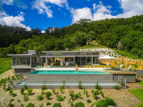The Springs - Tourism TAS 3