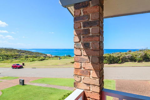 Oceanview BeachHouse - Tourism TAS 2