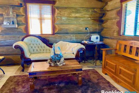 Amarina Farm Stay & Gardens - Hobart Tourism 3