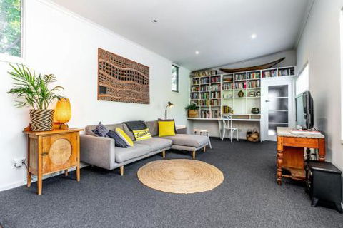 SUNSET BEACH SHACK On SURF - Tourism TAS 0