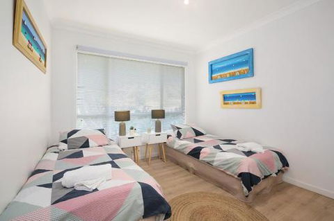 Central Coast Escape - Hobart Tourism 6