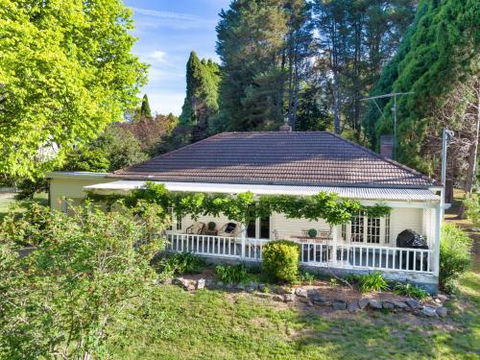 Redwood Cottage Burradoo Getaway Southern Highlands 4pm Check Out Sunday - Tourism TAS 0