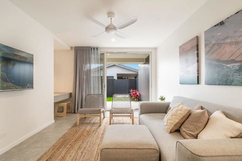 22 South Lennox Head - Tourism TAS 6
