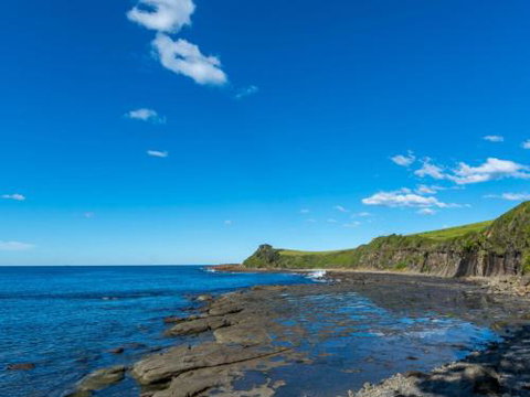COASTLINE Boat Harbour Gerringong 4pm Check Out Sundays - Tourism TAS 4