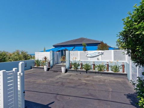 NANNY & POPPYS BEACH HOUSE Gerroa 4pm Check Out Sundays - Tourism TAS 5