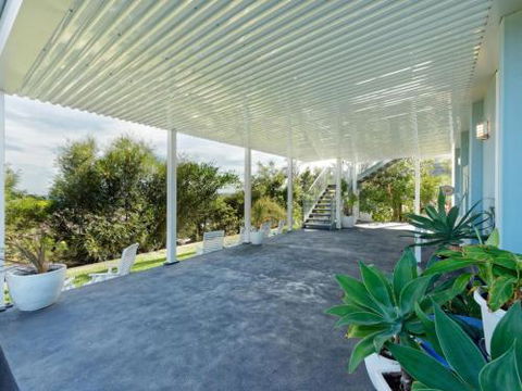 NANNY & POPPYS BEACH HOUSE Gerroa 4pm Check Out Sundays - Tourism TAS 1