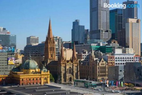 Flinders Lane Melbourne Apartment By Ready Set Host - Tourism TAS 0