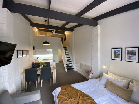 22 At The Gables - Hobart Tourism 1