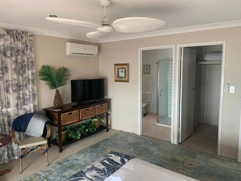 Breakaway At Bargara - Tourism TAS 1