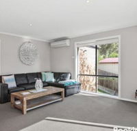 Rye Poolside Escape - Tourism TAS