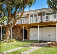 TREETOPS at WERRI BEACH Gerringong 4pm Check Out on Sundays - Tourism TAS