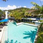 BY THE SEA SHORE STUNNING UNIT POOL SPA WIFI. - Hobart Tourism 0