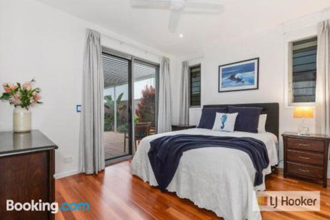 HIGH TIDES On ELLISTON - Tourism TAS 6