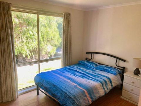 1 Tecoma Avenue Sandy Point - Tourism TAS 5