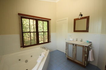 Galnyamba.Friday Creek Retreat - Tourism TAS 2