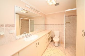 Nelson Towers Unit 41 / 71 Victoria Parade - Tourism TAS 6