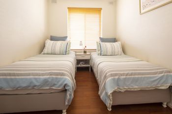 Selene Holiday Apartment AtWest Beach - Hobart Tourism 5