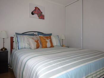 Selene Holiday Apartment AtWest Beach - Hobart Tourism 4