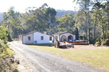 Quiet Rural Retreat With Spa - Hobart Tourism 0
