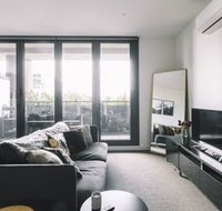 Luxurious Apartment in The Heart of Melbournes CBD - Tourism TAS