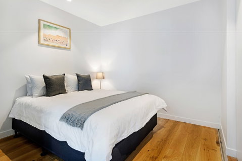 The Fifth Serviced Apartments - Tourism TAS 3