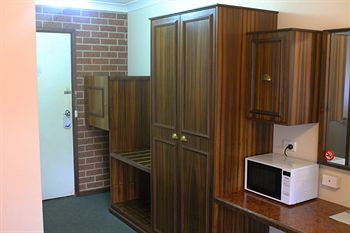 Colonial Motor Inn Lithgow - Tourism TAS 6