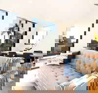 STAYCO Serviced Apartments - Crows Nest - Hobart Tourism