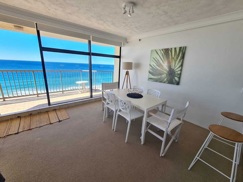 Absolute Beachfront With Views 2BR Apt - Tourism TAS 6